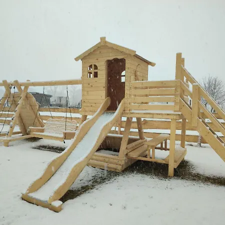 Sudecki Dym Z Kominkiem Kolo Karpacza. Janowice Wielkie