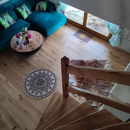 Sudecki Dym Z Kominkiem Kolo Karpacza. Prázdninový dům
